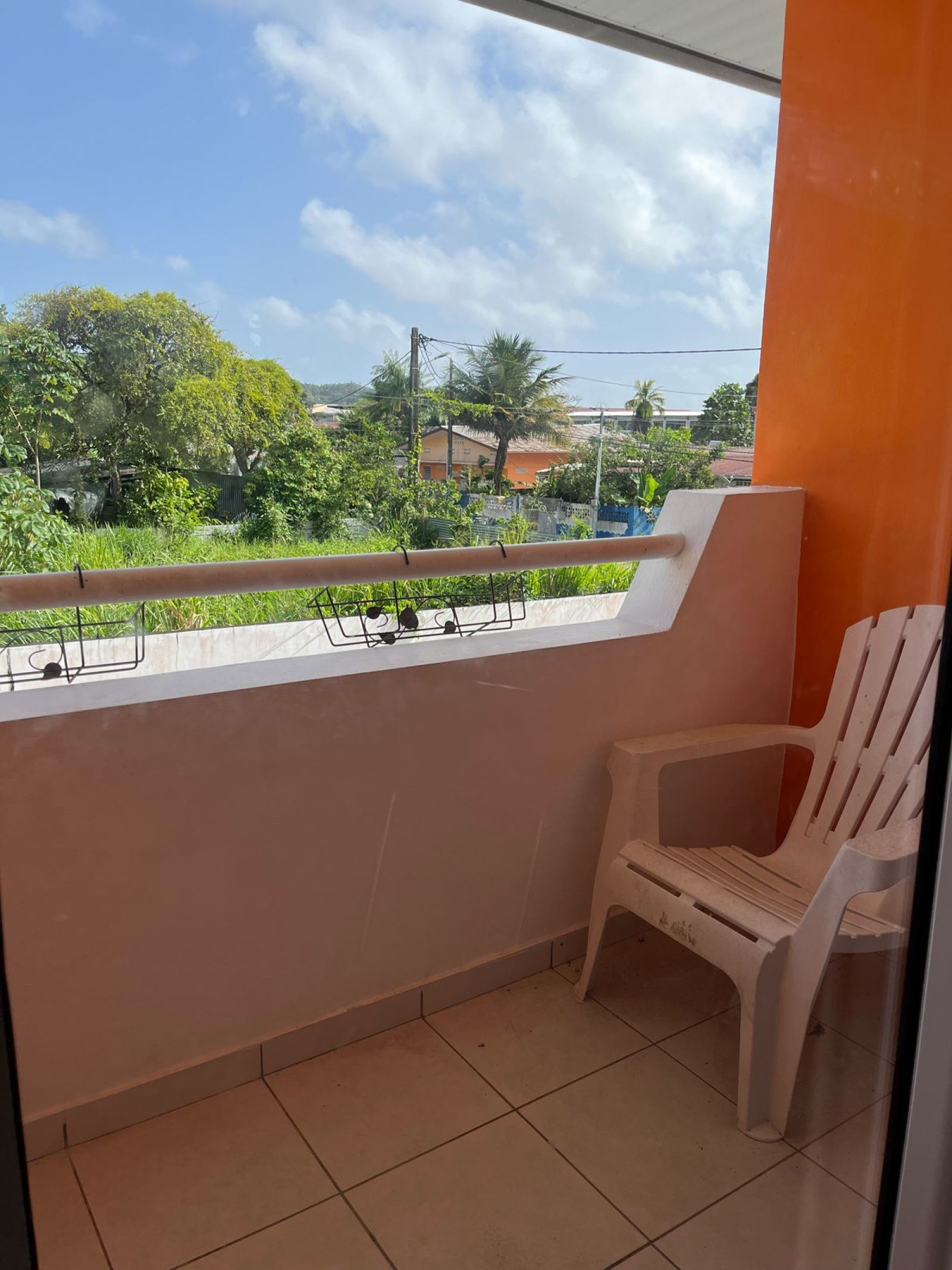 Image_, Studio, Cayenne, ref :GUY-TARC