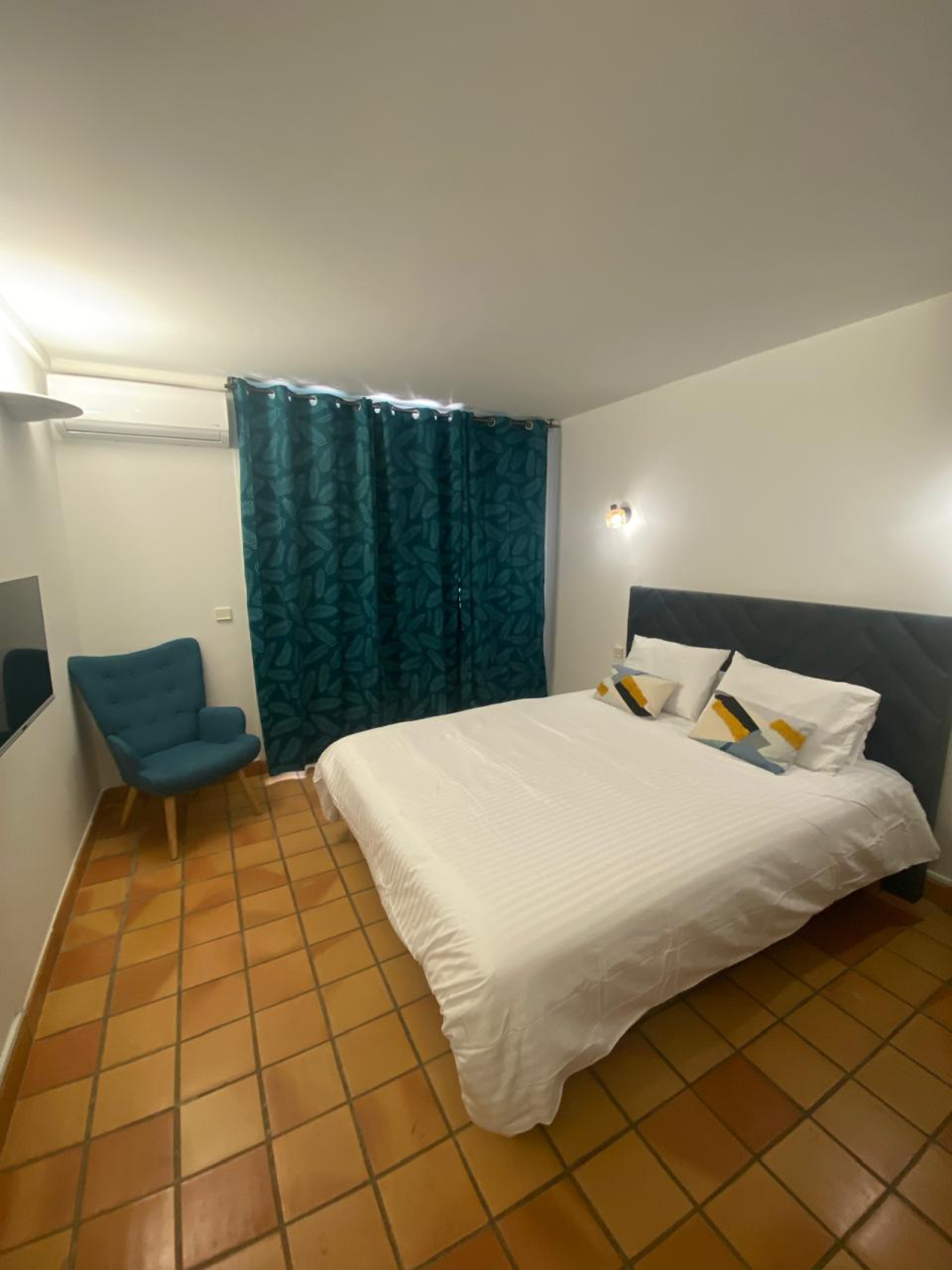 Image_, Studio, Trinité, ref :MAR-ENC